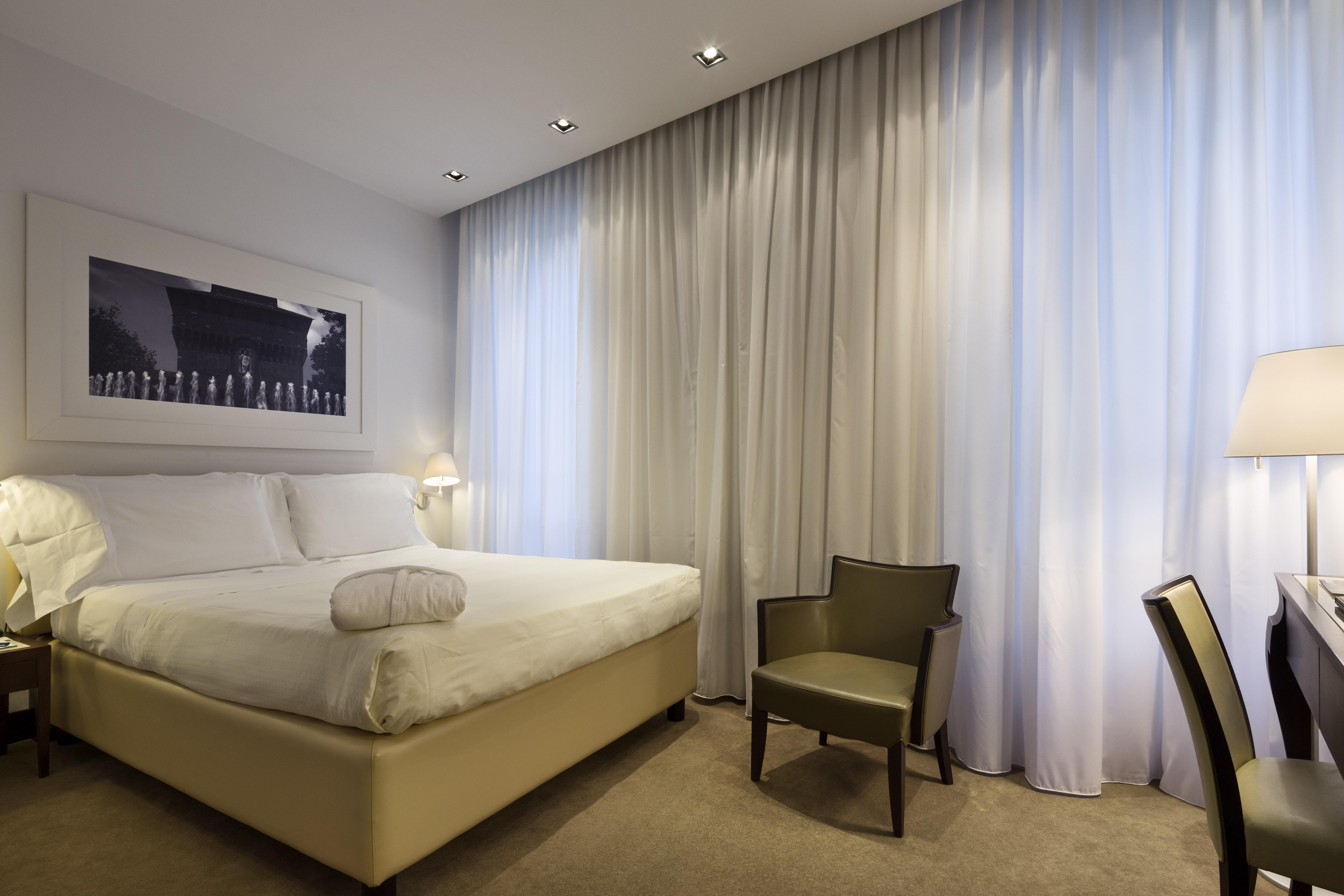 Una Hotels Cusani Milano — Photos 1